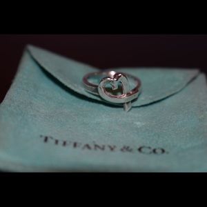 Tiffany & Co. Paloma Picasso SS Loving Heart Ring
